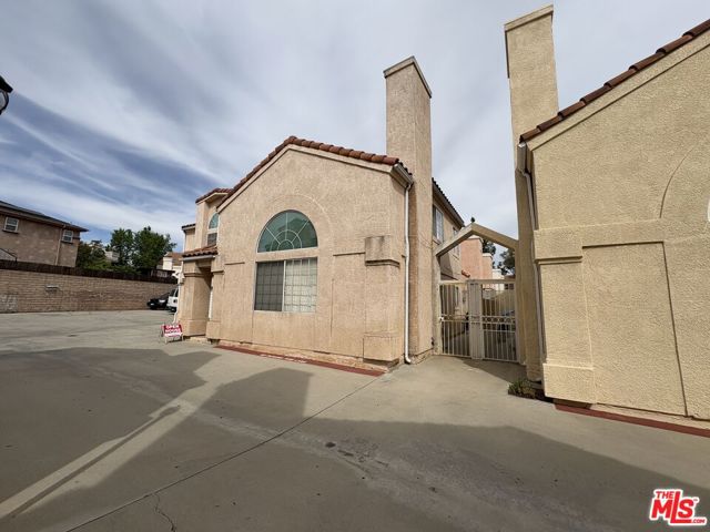14411 Nordhoff Street, Panorama City CA: https://media.crmls.org/mediaz/03bfde34-a7c4-4ab8-8450-066679b32bc0.jpg