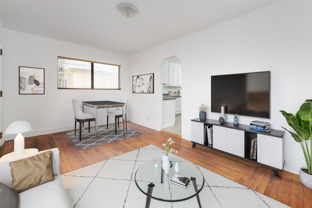 1839 100th Avenue, Oakland CA: https://media.crmls.org/mediaz/03c0256f-7982-494f-b40a-48ffe0b59850.jpg