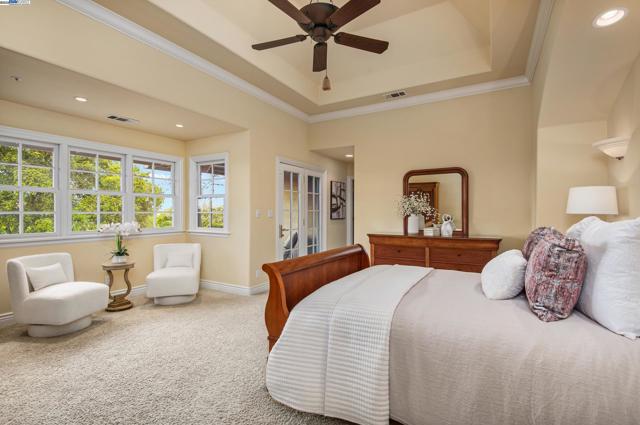 3029 Alburni Ct, Pleasanton CA: https://media.crmls.org/mediaz/03c052d5-6ded-4e1e-bcb5-54585d49018e.jpg