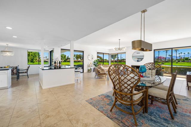 9 Rutgers Court, Rancho Mirage CA: https://media.crmls.org/mediaz/03c0cdc1-1258-4050-9f8a-bac5a05786cb.jpg