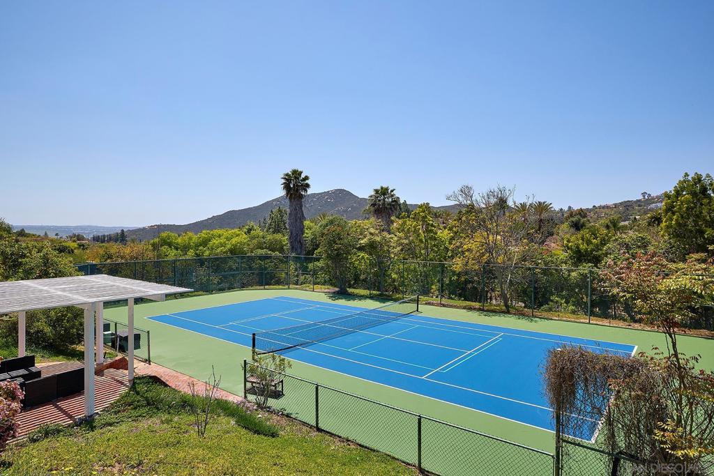 MLS #250032591SD image #29