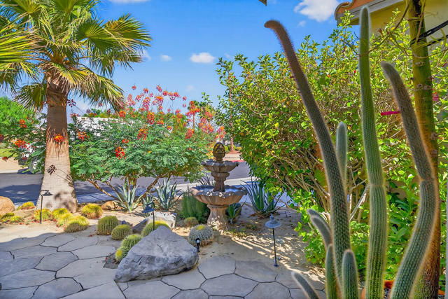 Image 3 of 23 For 31560 Calle Agate