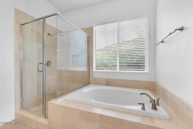 4968 Princess Drive, Agoura Hills CA: https://media.crmls.org/mediaz/03c4d844-267e-429f-af86-655aa004bbe0.jpg