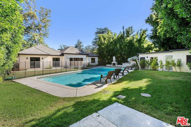 13201 Bloomfield Street, Sherman Oaks CA: https://media.crmls.org/mediaz/03c4ded7-3f40-4530-aa22-af2d8d47991c.jpg