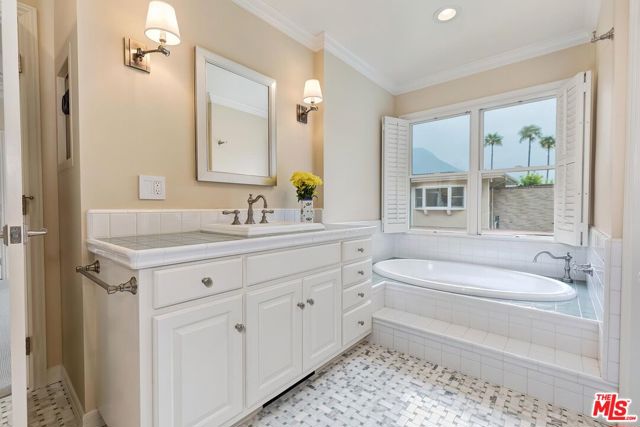 4211 West Toluca Lake Lane photo 23