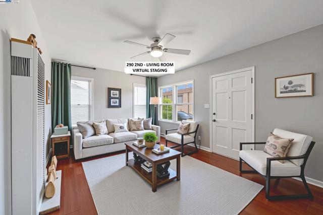 290 2Nd Ave, San Leandro CA: https://media.crmls.org/mediaz/03c5d860-edbf-4c11-bb48-19a0f5673160.jpg