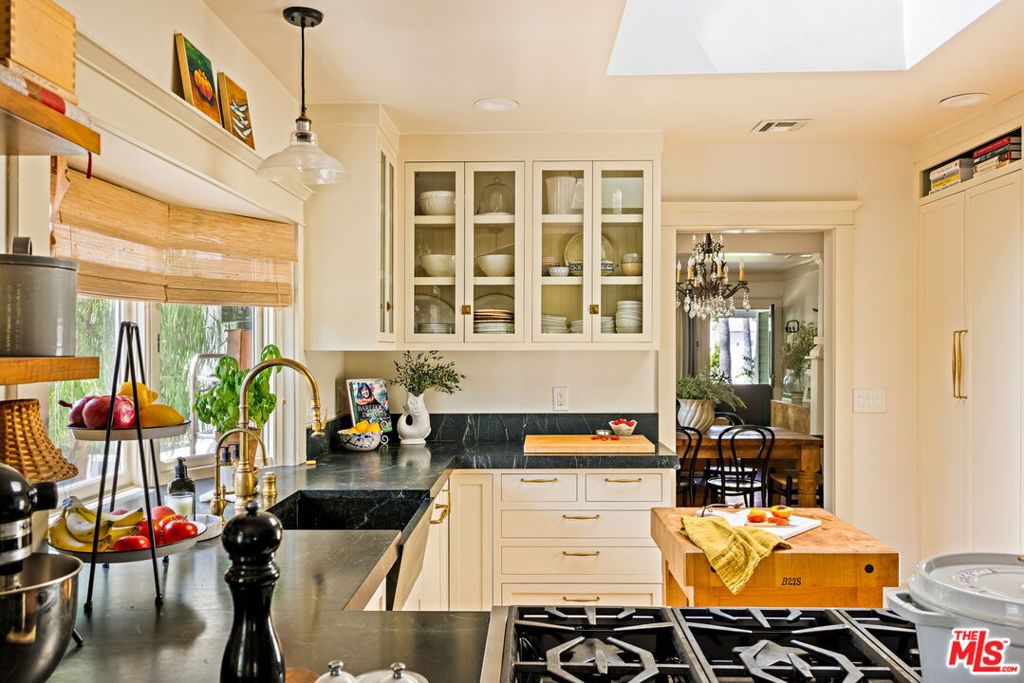 MLS #25608357 image #13