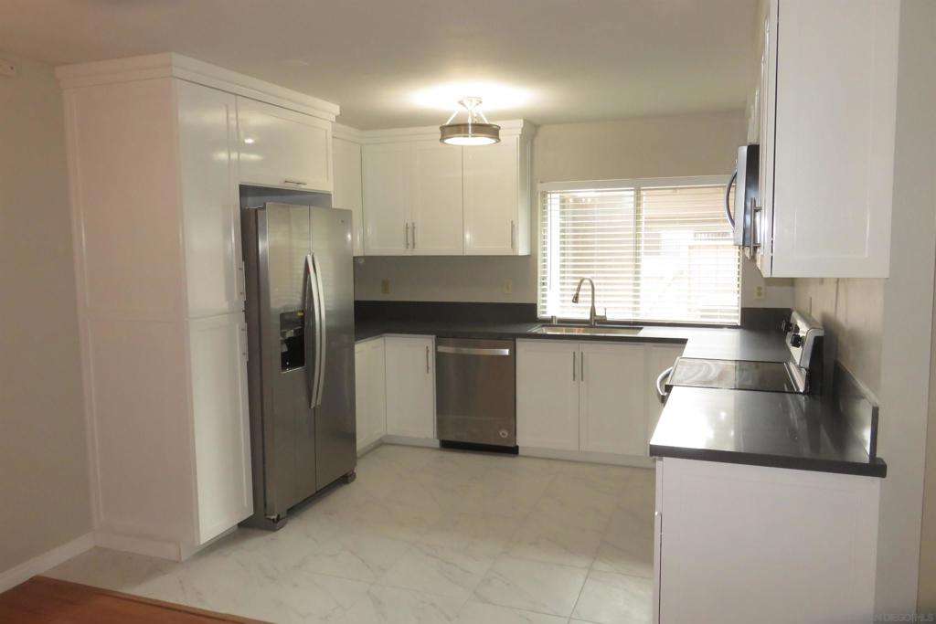 9526 Easter Way - photo 10