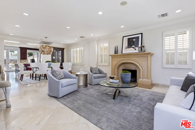 1471 S Crest Drive, Los Angeles CA: https://media.crmls.org/mediaz/03c7ccc9-8db9-4702-bcd0-5ffb22ac2ce0.jpg