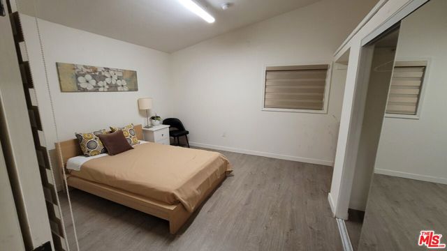 4669 W Olympic Boulevard, Los Angeles CA: https://media.crmls.org/mediaz/03c82c29-1d4b-446f-a0df-1d3dd70042e8.jpg