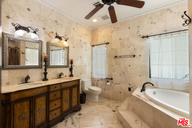 2086 S Oak Knoll Avenue, San Marino CA: https://media.crmls.org/mediaz/03c82dd0-9436-4fdb-a6eb-29d8e6e1435a.jpg