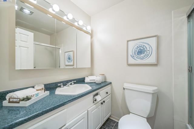 8985 Alcosta Blvd, San Ramon CA: https://media.crmls.org/mediaz/03c84cc3-4787-4a9c-8360-70f0bc035479.jpg