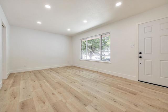 1134 Agatha Way, Sacramento CA: https://media.crmls.org/mediaz/03c8b5e1-959e-462b-a38d-f4545bc64590.jpg
