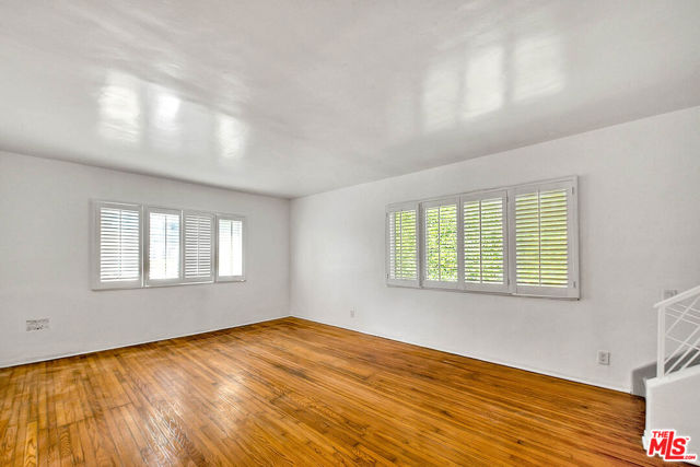 4090 Creed Avenue, Los Angeles CA: https://media.crmls.org/mediaz/03c9e11f-55b6-4312-8a0c-efd42eddd5aa.jpg