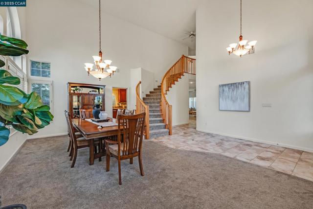 1340 Breakwater Way, Brentwood CA: https://media.crmls.org/mediaz/03ca8cfd-ed47-4e98-93b9-556bb977f2d4.jpg
