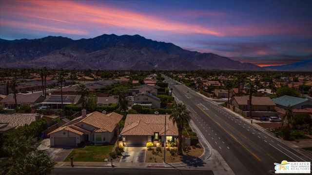 30005 Avenida Alvera, Cathedral City CA: https://media.crmls.org/mediaz/03cd4a03-ba16-4673-9cf7-cd6b655d0ef6.jpg