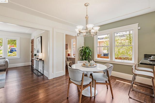 906 Carmel Ave, Albany CA: https://media.crmls.org/mediaz/03cdfca3-4d9f-4dd7-906e-7f084b17967c.jpg