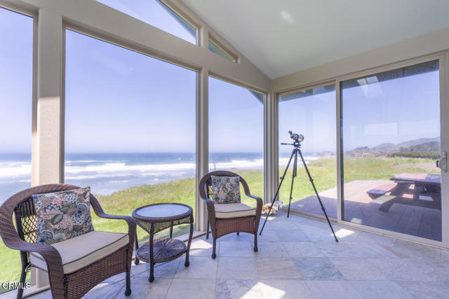 Detail Gallery Image 11 of 38 For 32854 Ocean Meadows Cir, Fort Bragg,  CA 95437 - 3 Beds | 4 Baths