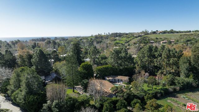 6105 Bonsall Drive photo 1