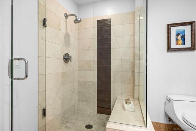 Image 45 of 60 For 1262 Kettner Blvd  3202