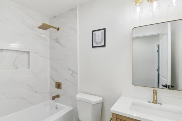 Detail Gallery Image 13 of 25 For 3535 Monroe Ave #5,  San Diego,  CA 92116 - 2 Beds | 2 Baths