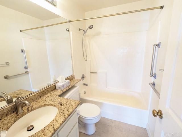 Detail Gallery Image 15 of 28 For 649 Montage Rd, Oceanside,  CA 92057 - 4 Beds | 3 Baths