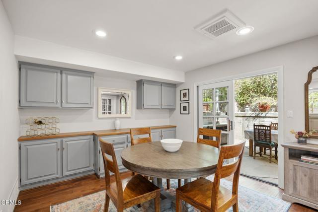 1990 Valley Meadow Drive, Oak View CA: https://media.crmls.org/mediaz/03d129fb-9ea1-4b4c-84e9-b973508a7bc6.jpg