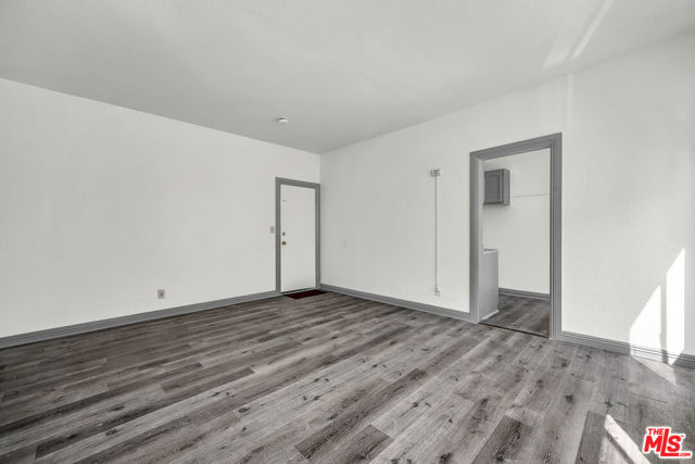 123 S Westmoreland Avenue, Los Angeles CA: https://media.crmls.org/mediaz/03d1c75b-7b82-4484-a0f7-c5565f6ff0e2.jpg