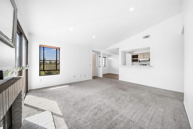 9302 Twin Trails Dr, San Diego CA: https://media.crmls.org/mediaz/03d26776-3ac2-40b8-bfe1-65435477c800.jpg