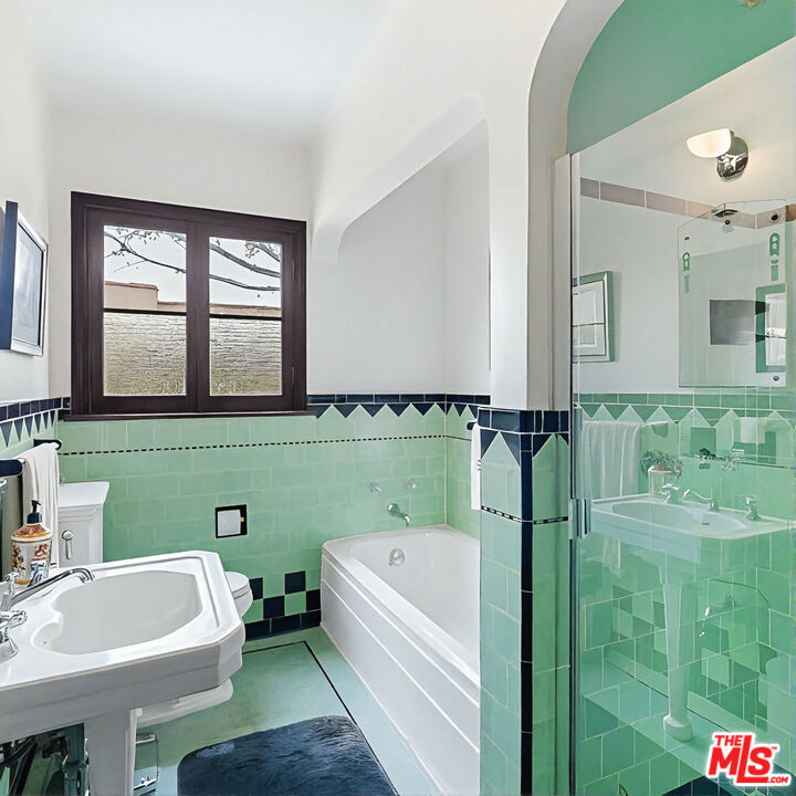MLS #26814095 image #24