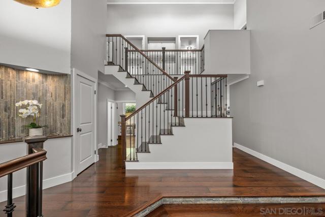 12516 Rougemont Pl, San Diego CA: https://media.crmls.org/mediaz/03d3272e-a074-4959-ae49-00c76dae7561.jpg