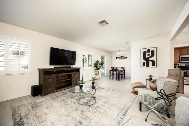 12466 Senda Rd, San Diego CA: https://media.crmls.org/mediaz/03d3353f-afbf-4890-96b5-fb24f6e4002c.jpg