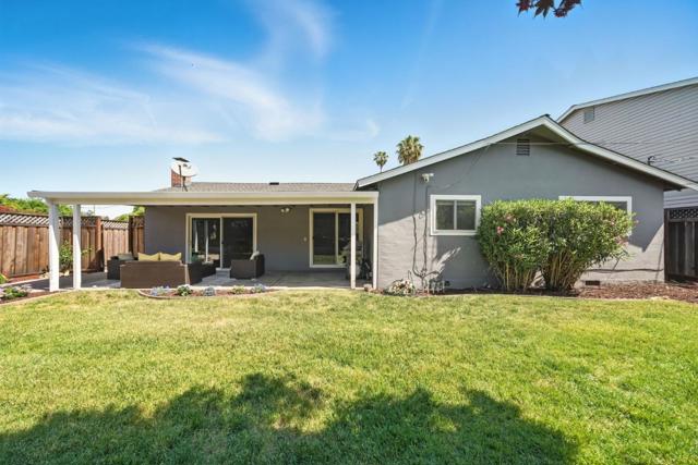 1704 Zinnia Lane, San Jose CA: https://media.crmls.org/mediaz/03d352d6-328b-4d05-9665-0488be813b7a.jpg