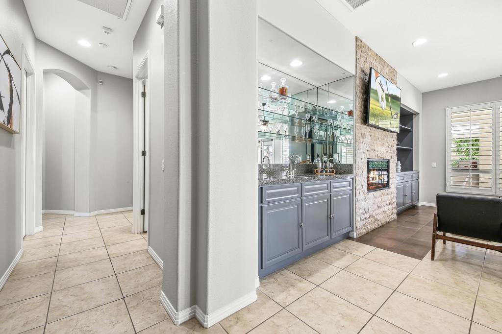 MLS #219137642DA image #27