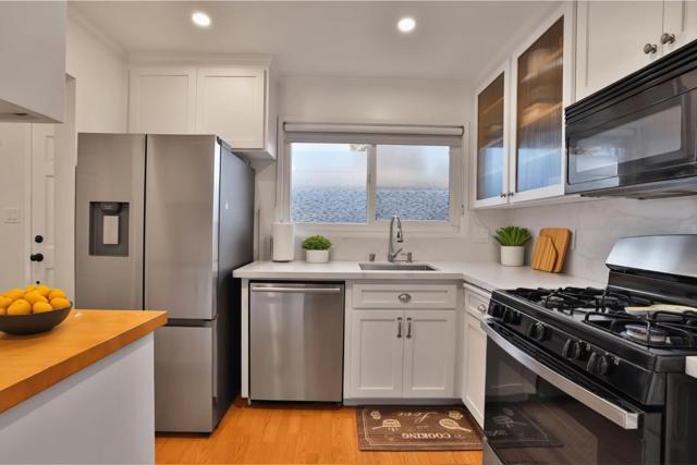 42955 Corte Verde, Fremont CA: https://media.crmls.org/mediaz/03d54452-8ee9-4293-bc0e-3b607078336f.jpg