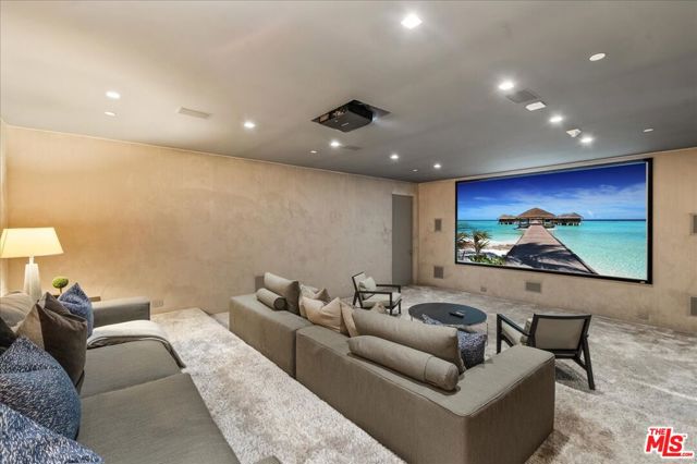 1620 Carla, Beverly Hills CA: https://media.crmls.org/mediaz/03d5e28e-249c-4bf7-9127-284fa0a5aa7b.jpg