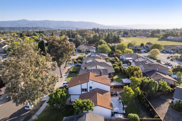 433 Hyde Park Drive, San Jose CA: https://media.crmls.org/mediaz/03d60248-a5ed-4589-8f6c-983e427c30d9.jpg