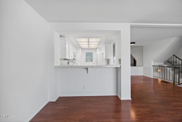 Detail Gallery Image 15 of 55 For 925 Vallecito Dr, Ventura,  CA 93001 - 2 Beds | 2/1 Baths