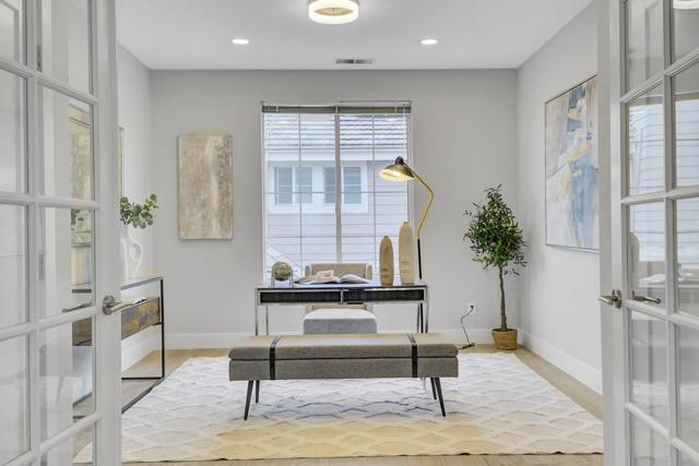998 Governors Bay Drive, Redwood City CA: https://media.crmls.org/mediaz/03d691f8-5a54-4fbc-8766-ce4b5ed48707.jpg