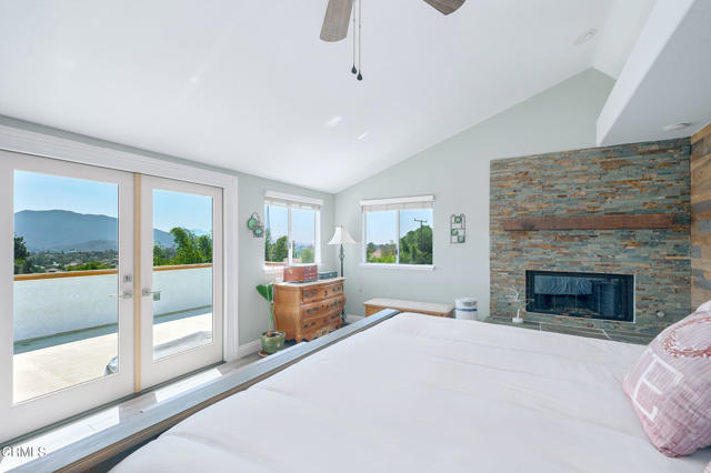 2207 Terra Bella Lane, Camarillo CA: https://media.crmls.org/mediaz/03d733c5-0aa8-42a3-8f10-2c1c99e6e5c4.jpg