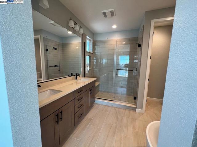 Image 14 of 38 For 3137 Delta Coves Drive