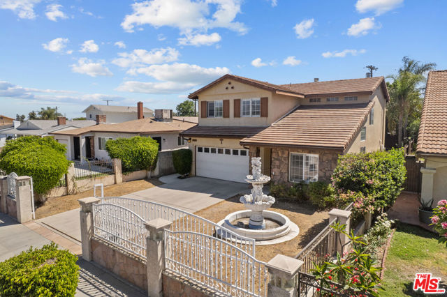 10287 Bartee Avenue, Arleta CA: https://media.crmls.org/mediaz/03d82f46-7581-4bc1-8d45-0413249d7863.jpg
