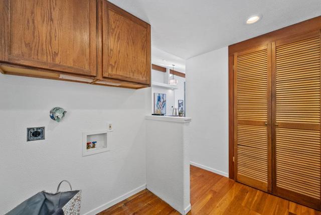 794 Cathedral Drive, Aptos CA: https://media.crmls.org/mediaz/03da25bc-d91a-4b4a-b86b-cf1675c4bf9a.jpg