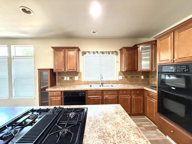 125 N Mary Avenue, Sunnyvale CA: https://media.crmls.org/mediaz/03da5e94-29c1-4be4-abc8-e6e8ae7ca576.jpg