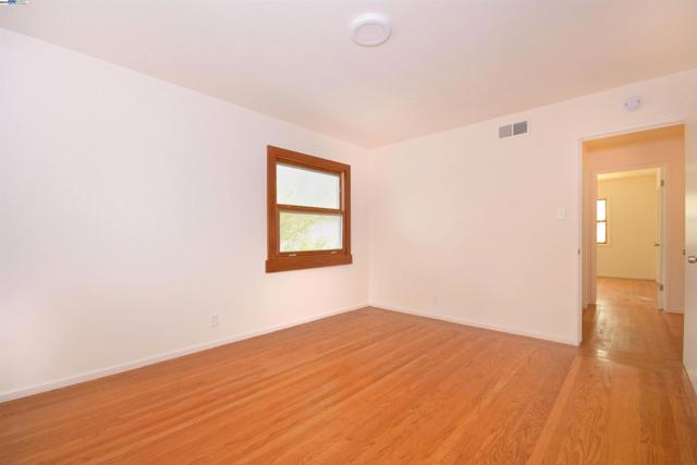 22813 2Nd St, Hayward CA: https://media.crmls.org/mediaz/03dbe6c9-7d9f-496f-a597-e6fe3c13cb4f.jpg