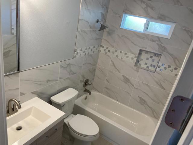 1133 Jervis Avenue, East Palo Alto CA: https://media.crmls.org/mediaz/03dcf90a-027d-462e-8261-be261c37ae6b.jpg