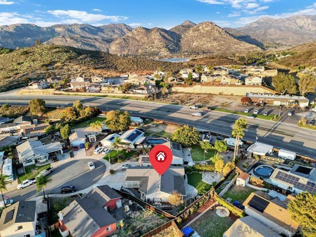 13551 Brett Harte, Lakeside CA: https://media.crmls.org/mediaz/03dd1203-f6ed-40af-bfa9-8520849bb461.jpg