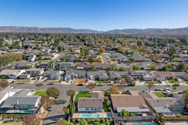 2091 Marter Avenue, Simi Valley CA: https://media.crmls.org/mediaz/03dd1832-c399-4aaf-a22e-b6502911a6a6.jpg