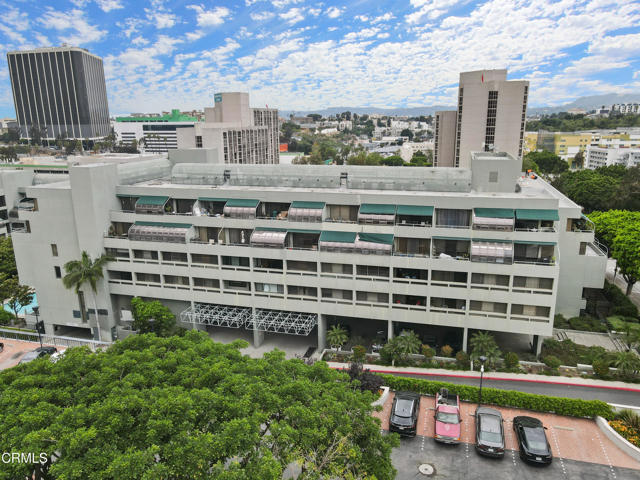 Detail Gallery Image 1 of 42 For 880 W 1st St #527,  Los Angeles,  CA 90012 - 2 Beds | 2 Baths