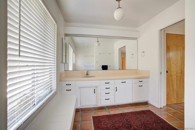 17711 S Mesa Drive, Pauma Valley CA: https://media.crmls.org/mediaz/03de313b-63c5-4be2-841f-c6f046539b35.jpg